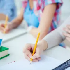 Jaki zeszyt do techniki w 4 klasie, aby uniknąć problemów zdrowotnych?