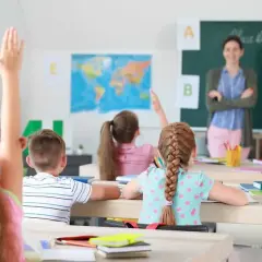 Co to znaczy absencja szkolna i jakie ma konsekwencje?