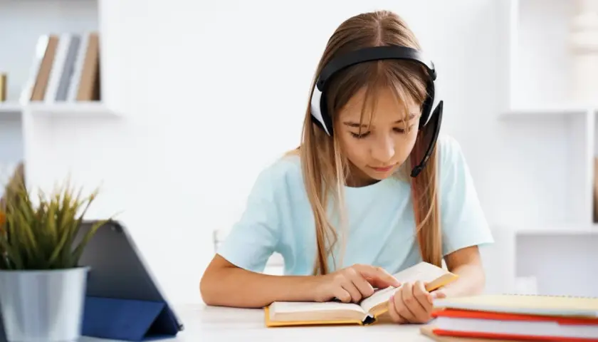 Jak przekonać rodziców do szkoły w chmurze i uniknąć problemów z edukacją